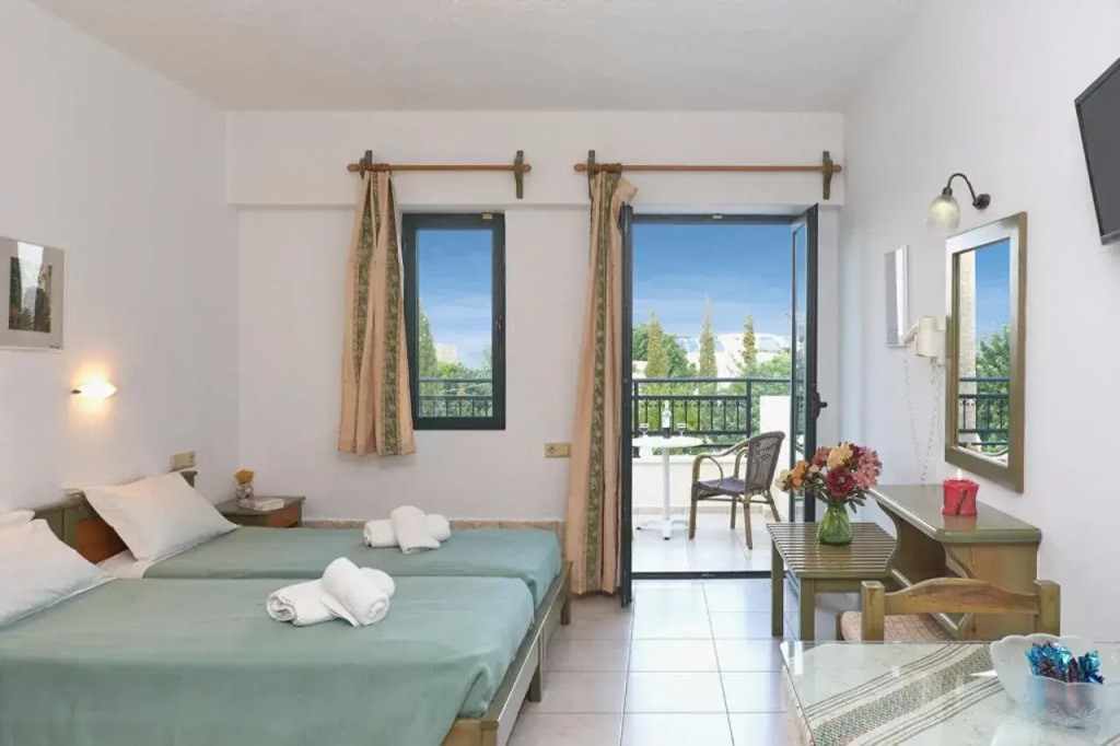 Dionysos Apartments