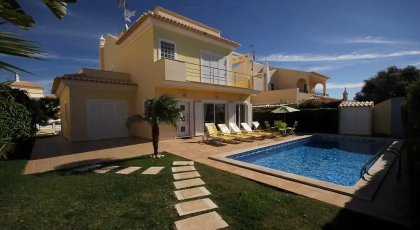 Altura Villa