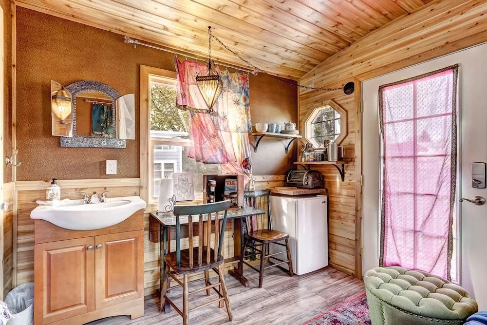 Tiny Digs - Hotel of Tiny Houses
