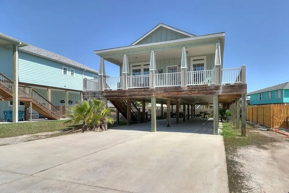 Casa Delfin Alegre 3 Bedroom Home by Redawning