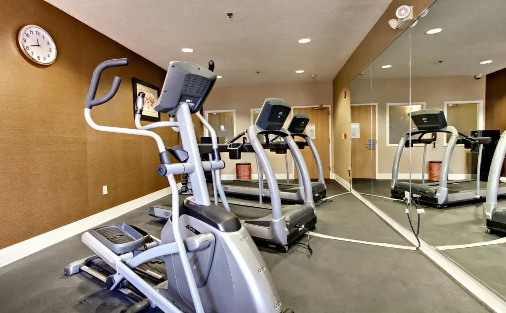 Holiday Inn Express & Suites Jacksonville South - I-295 by IHG