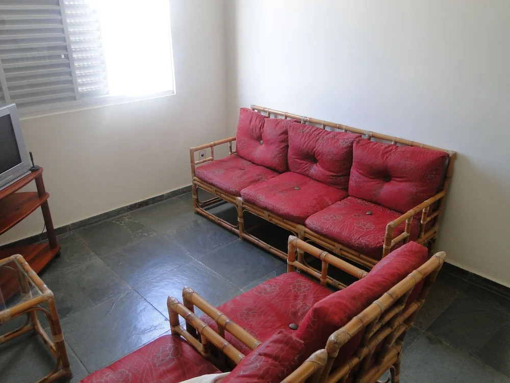 Linda Cobertura Duplex Renovada e Ampla
