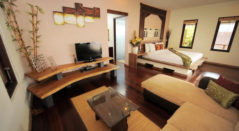 The Lane Villa
