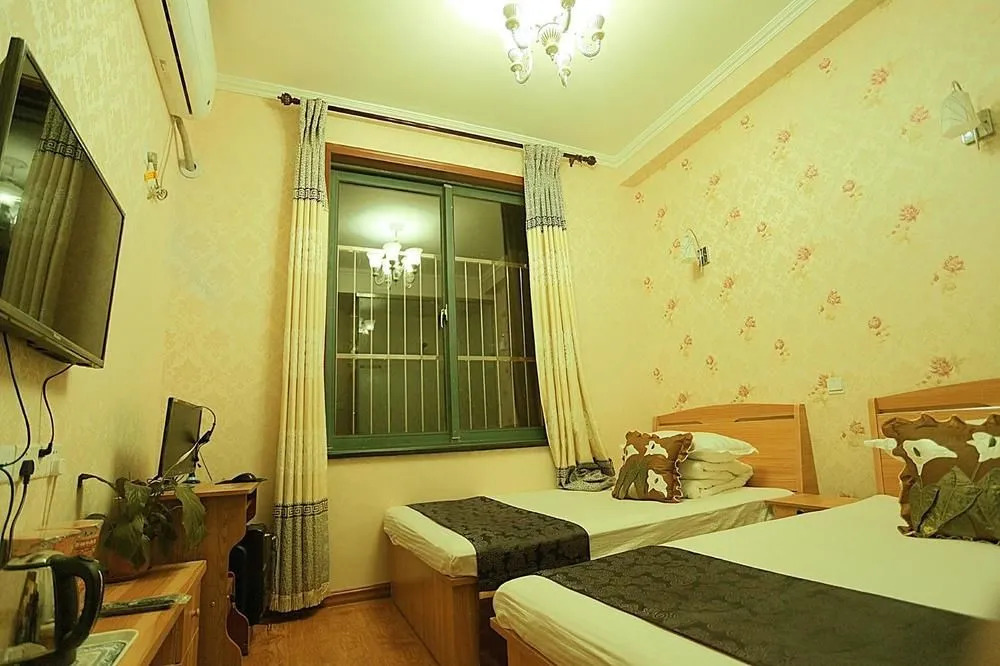 Qingdao Yaxin Sea View Apartment(青岛雅馨日租房)