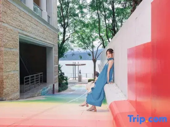Lvcheng Lanwan Holiday Hotel