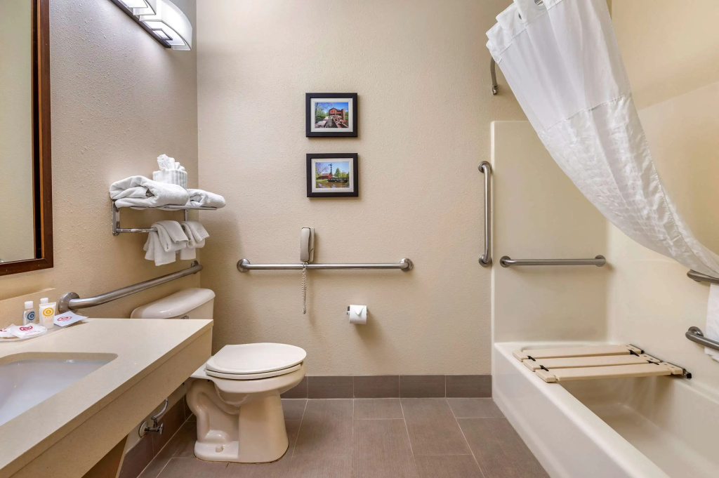 Comfort Suites Elkhart North