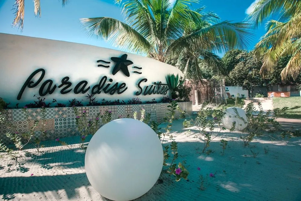 Hotel Paradise Suites