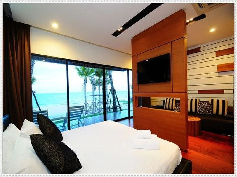 Capstone Resort