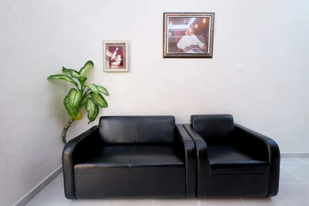 Al Jisr Hotel