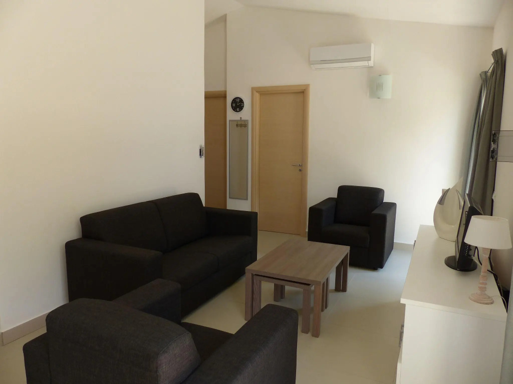 Apartment in Tropea With Sea Views & Pool