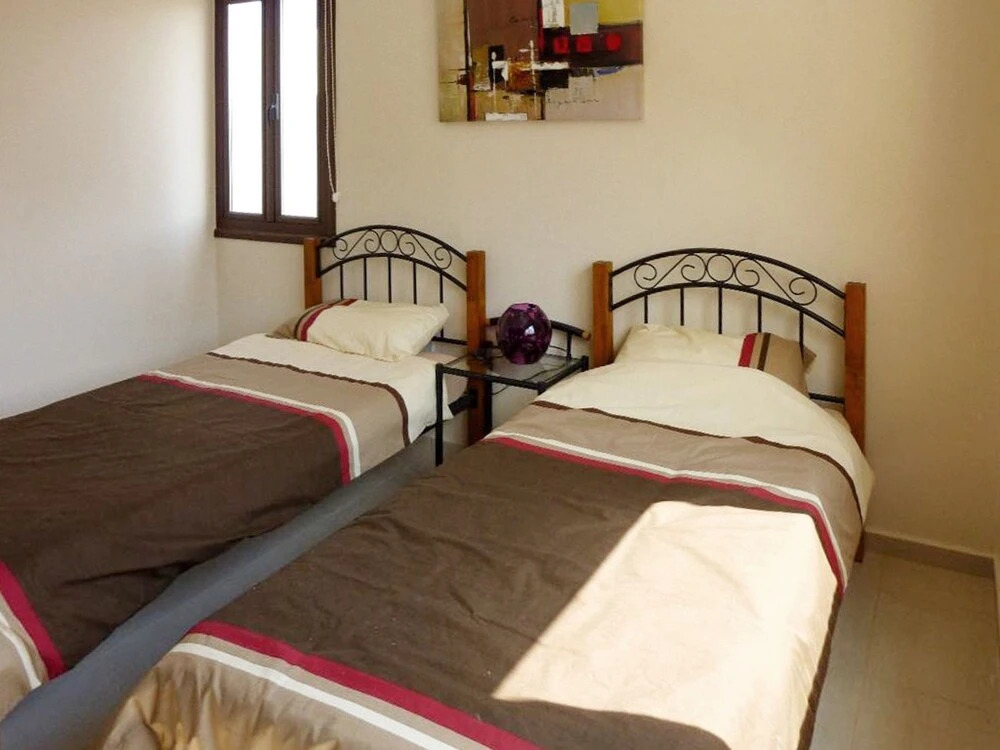Modern Luxury Villa in Peyia, Near Coral bay Beach, w/ Private Pool an