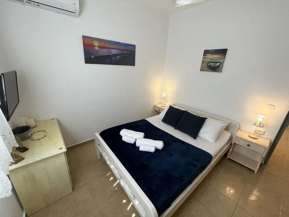 Villa Sertis Santorini
