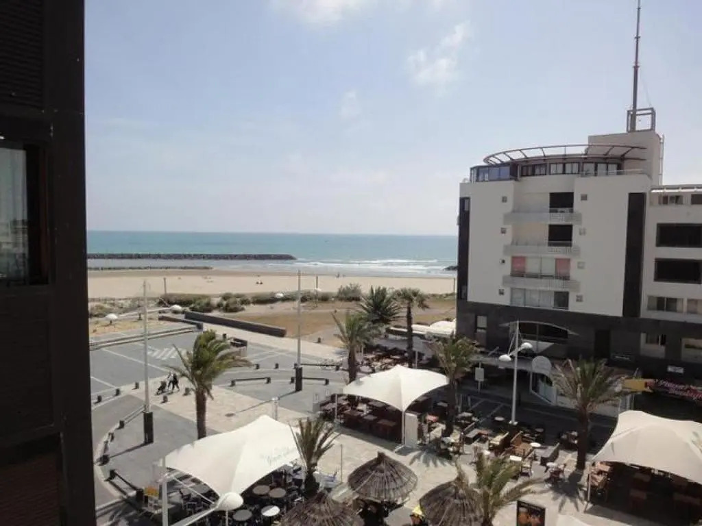 Languedoc Immobilier Appartement Vue Mer Plage Piscine Rochelongue - St152