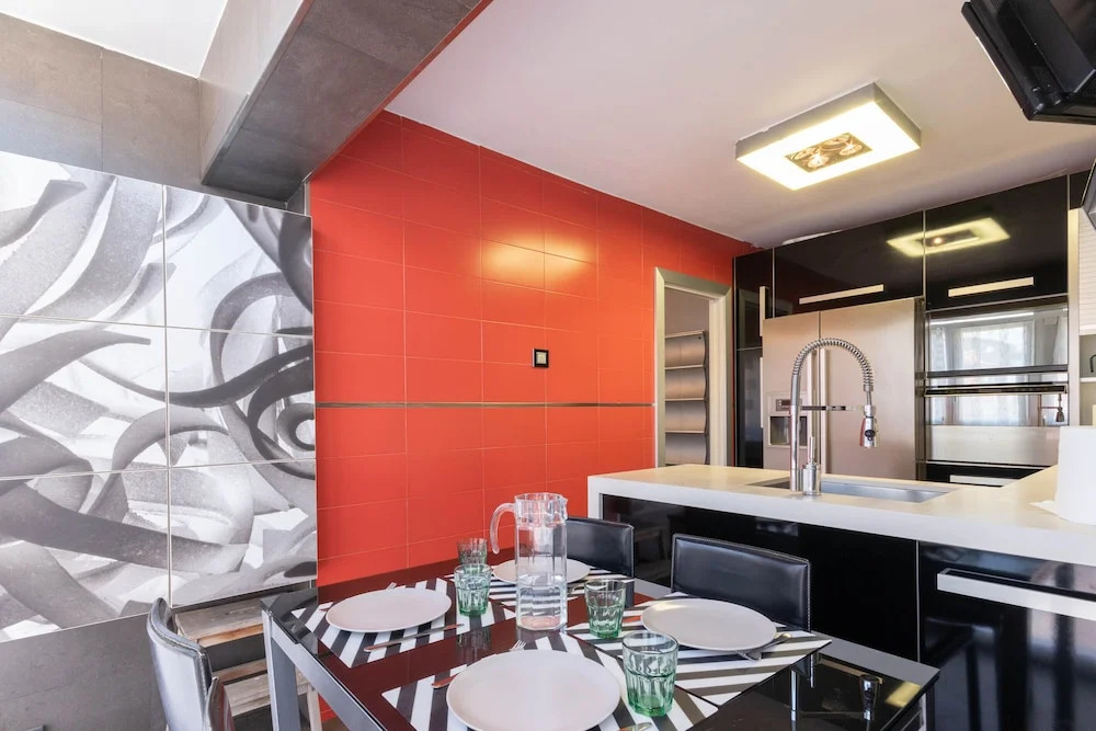 PORTU STYLE apartment by Aston Rentals