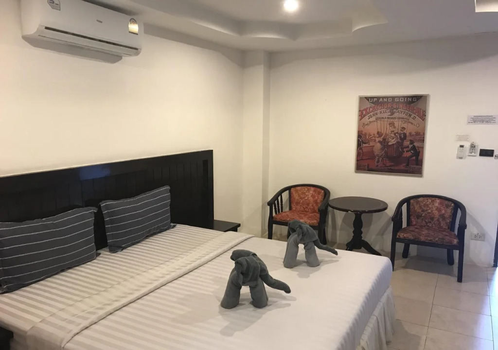 Hill Side Patong Hotel
