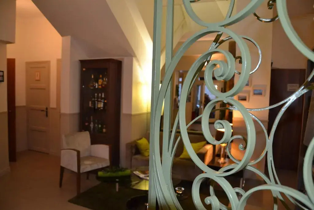Hotel Ajoncs dOr