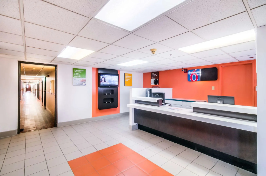 Motel 6 Chicago South Lansing 4808