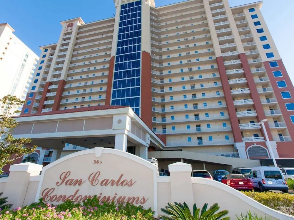 San Carlos 1604 - 3 Br Condo