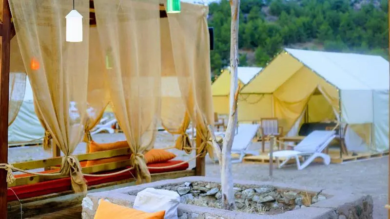 Zoe Glamping