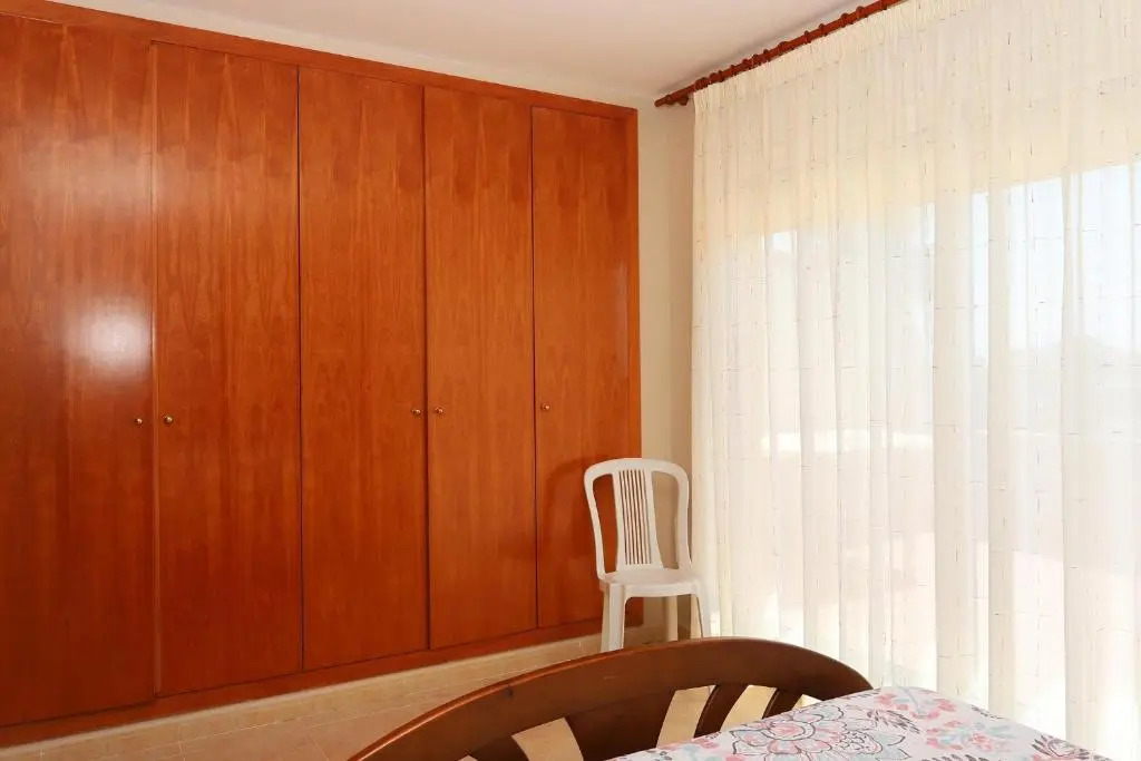 AT131 Aire acondicionado, comunidad con piscina, playa a 800m