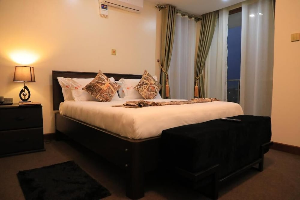 Precious villas hotel