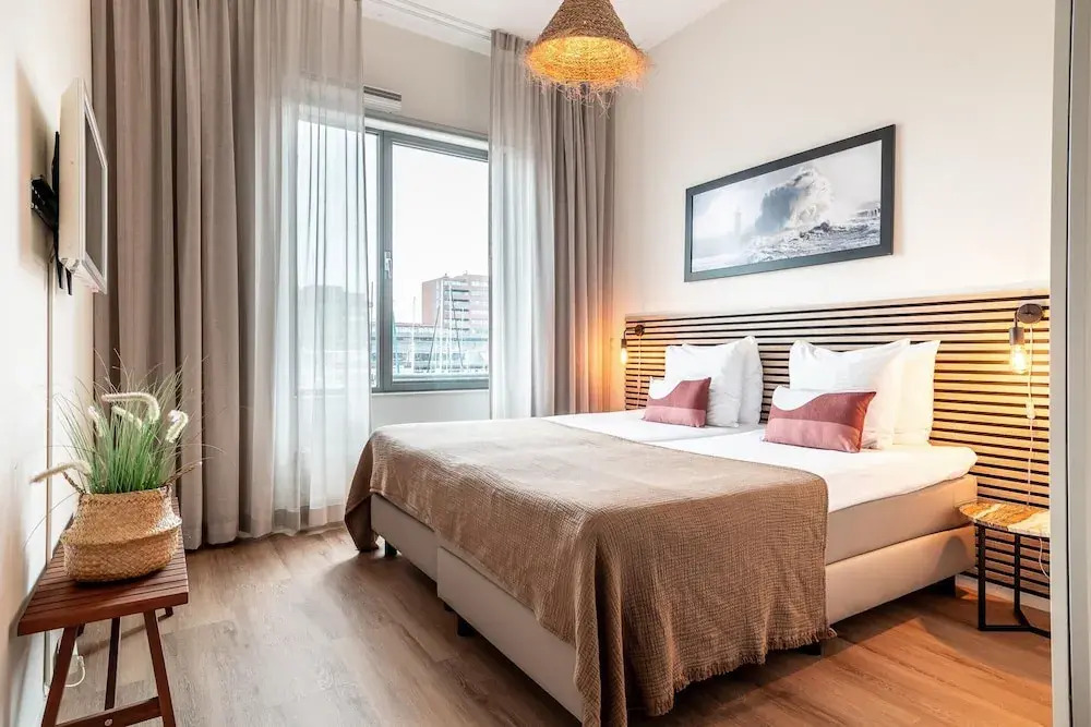 Beautiful Apartment With Harbour Views