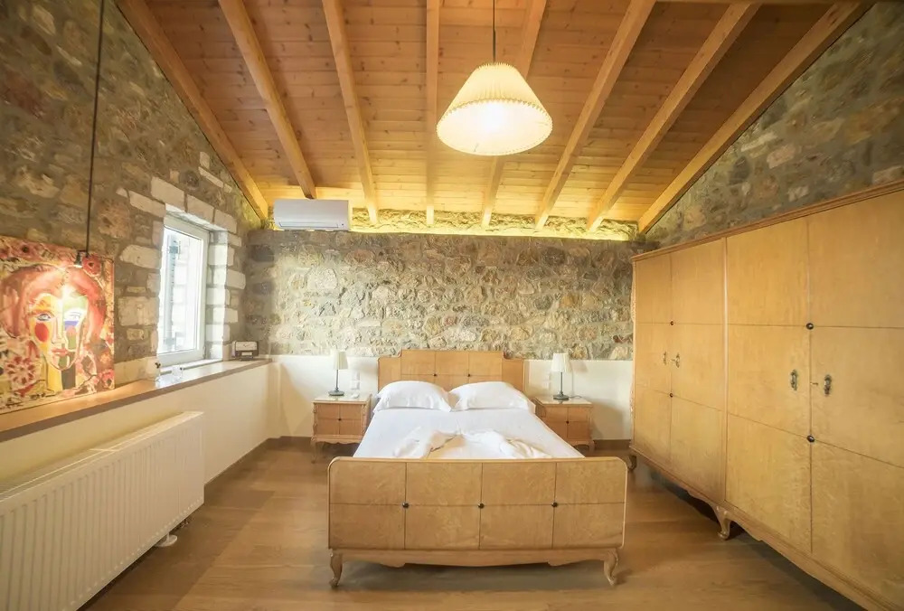 Stunning 2 bedroom house with amazing view