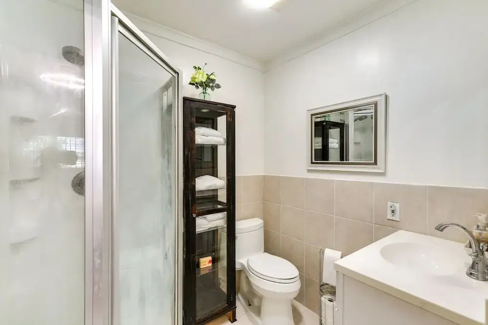 Westminster Escape Near Beaches & Shopping!