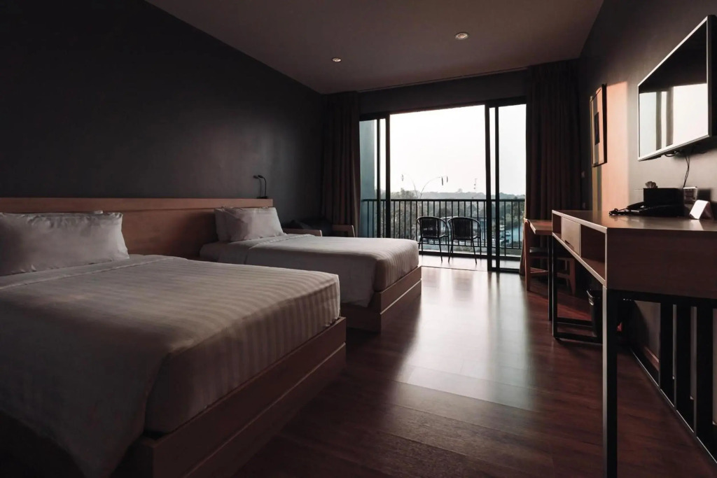 Riverawan Hotel