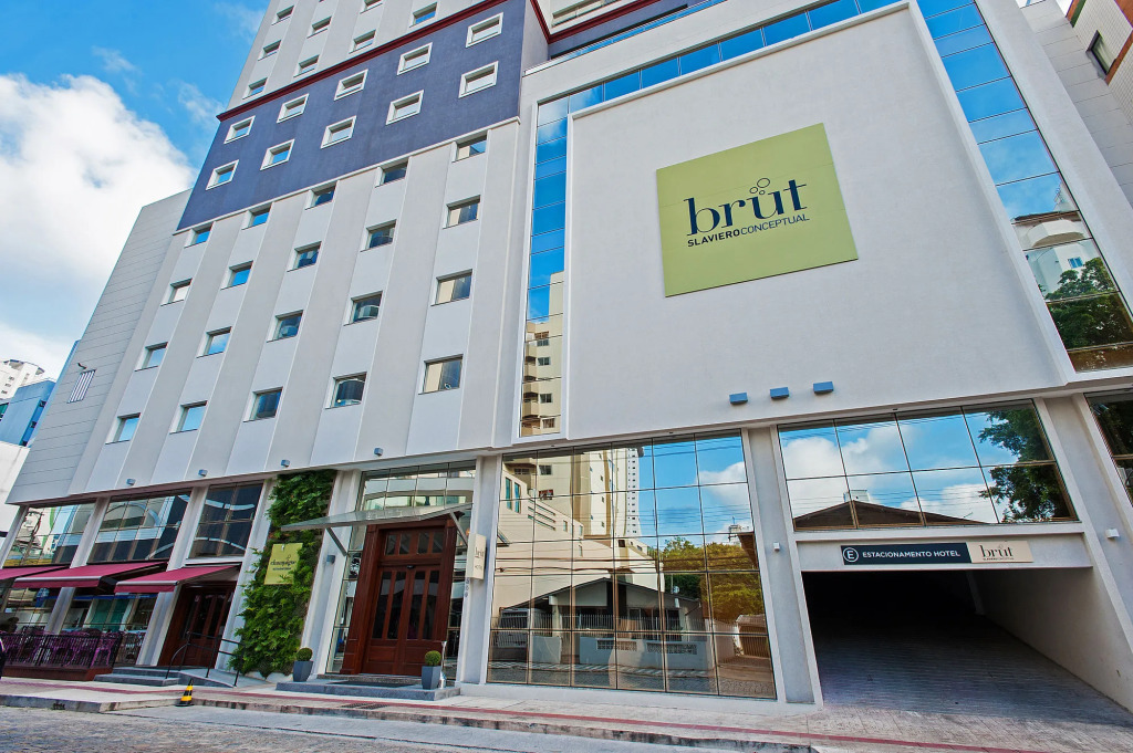 Brut by Slaviero Hotéis