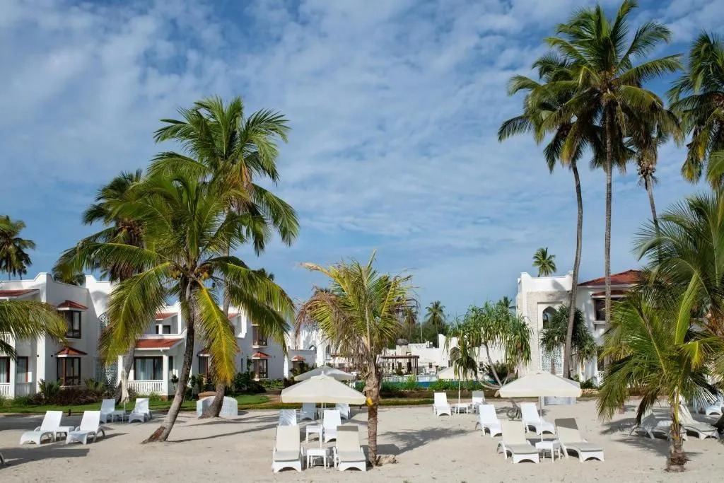 Отель LUX Marijani Zanzibar