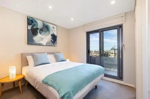 North Sydney Fully Self Contained Modern 2 Bed Apartment (16Wal)