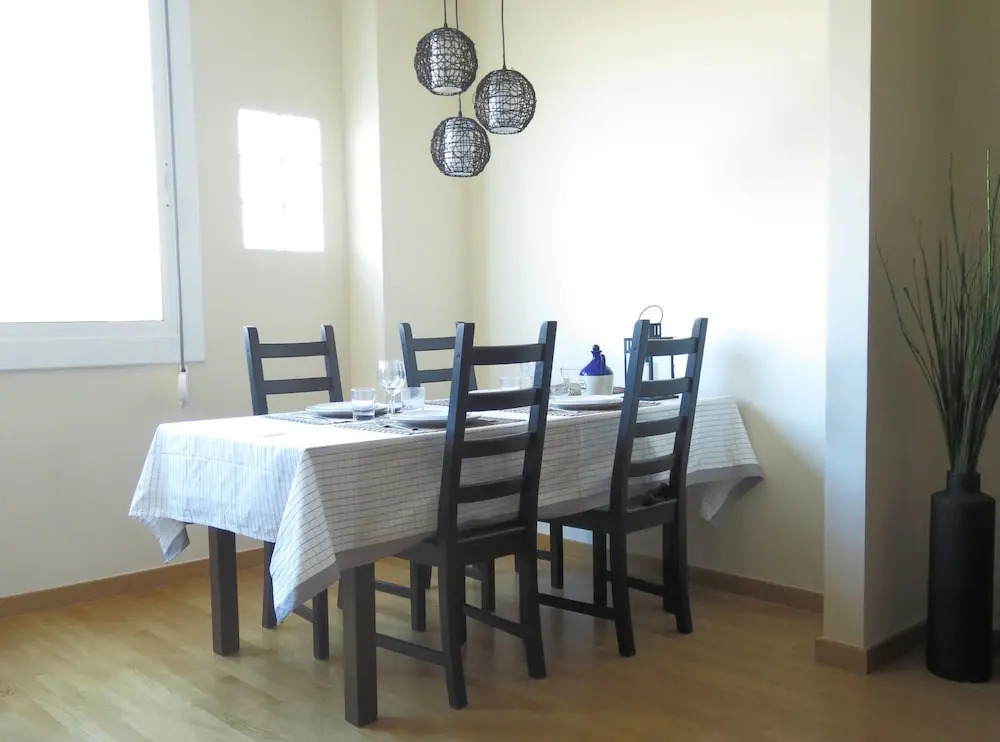 Avenida Apartments Ramon Turro
