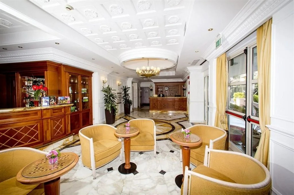 Sunrise Hotel