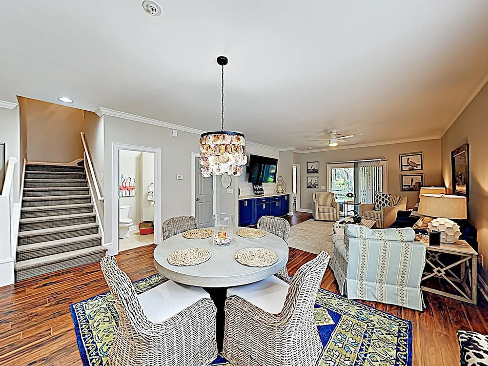 New Listing! Beach Chic Townhouse W/ Pool Access Townhouse