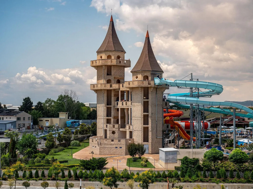 Aqua Paradise Resort & Aqua Park