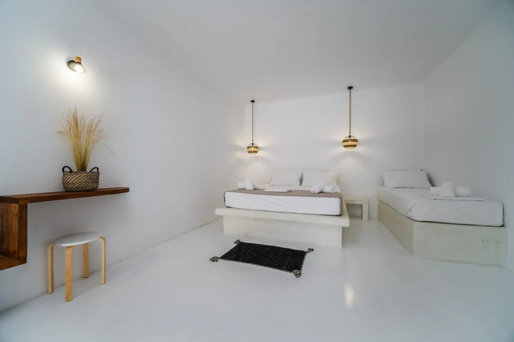 The Amethyst Exclusive Suites Oia