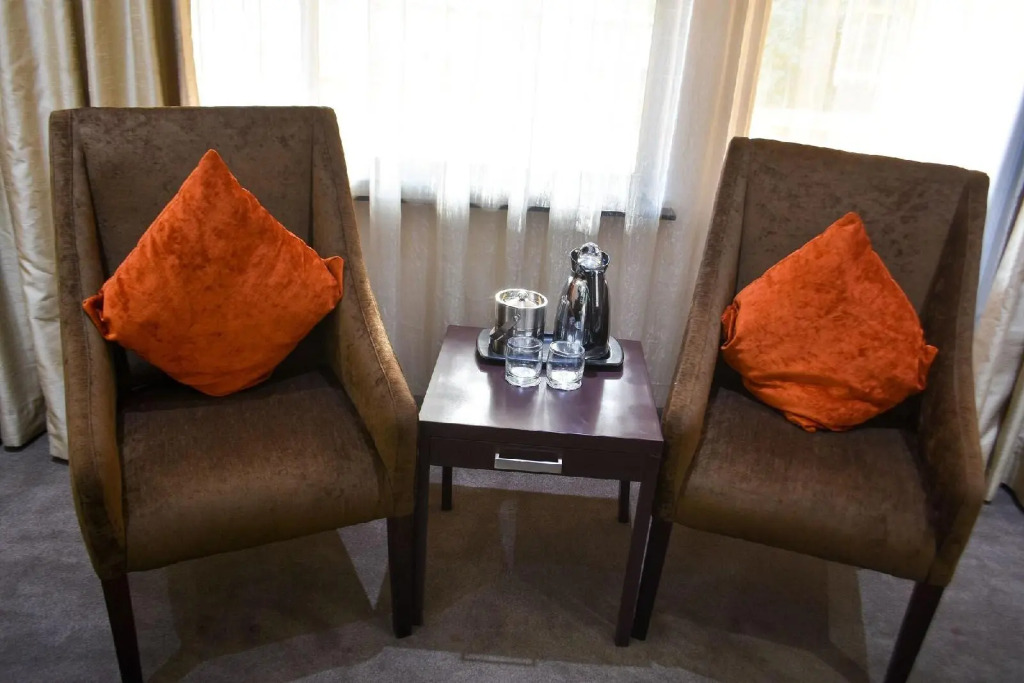 Cresta Thapama Hotel