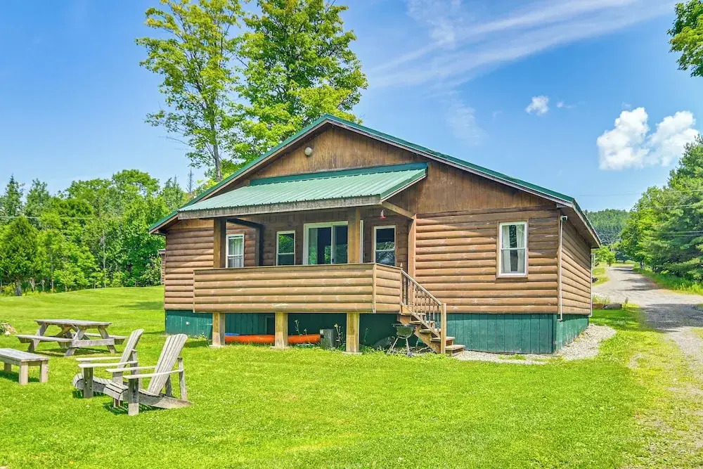 Rustic Cabin Retreat on Rangeley Lake!