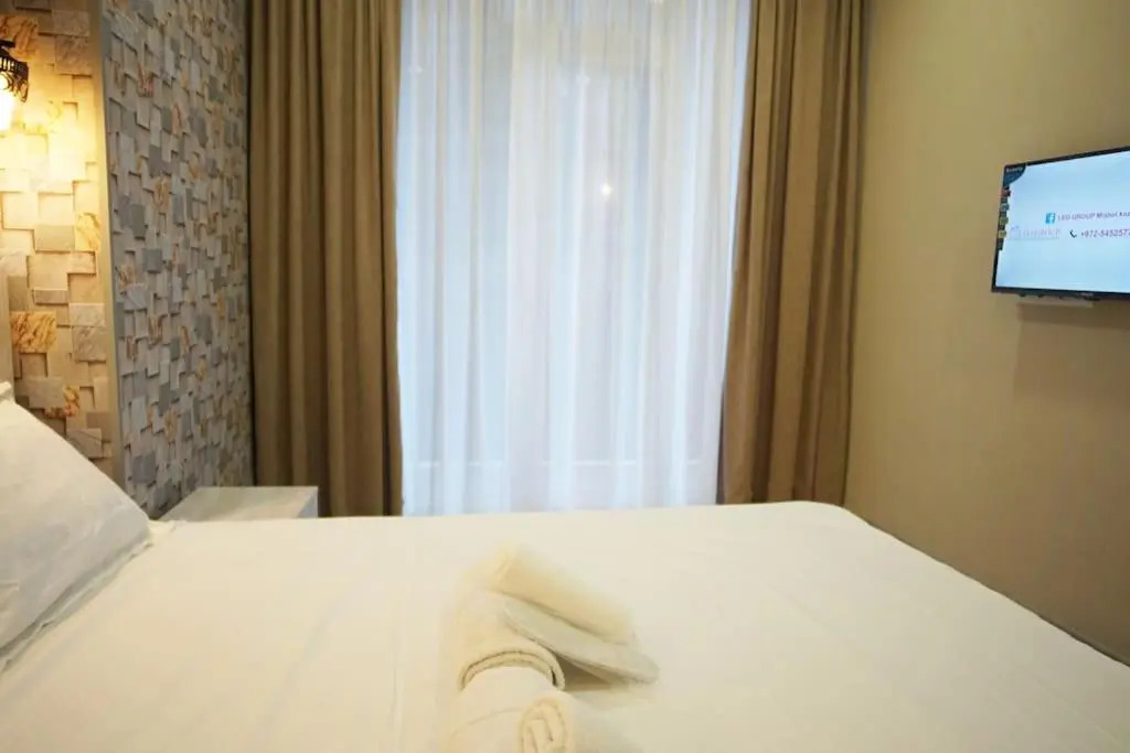 Leo Group Apartment 16-10 Elegance Batumi