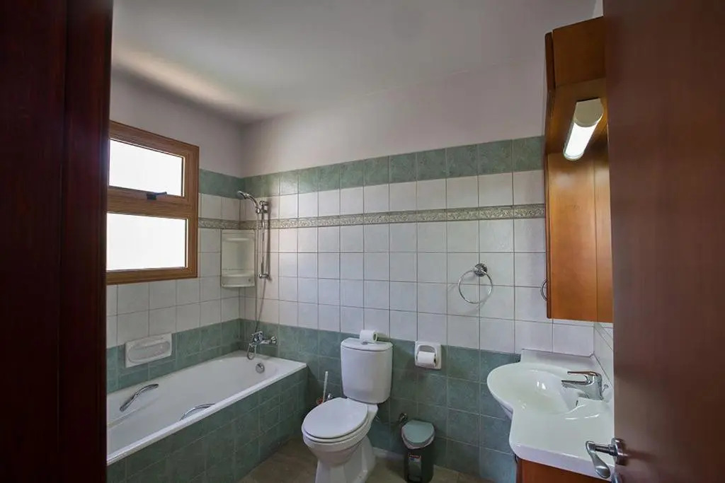 Villa Konnos View, Stunning 6Bdr Villa With Private Pool, Close To Konnos Beach