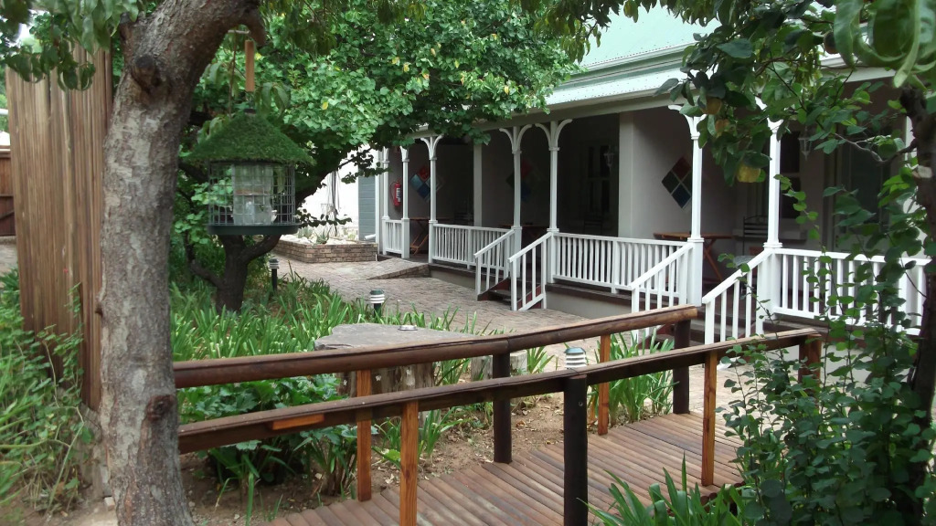HouseMartin Lodge & Self Catering