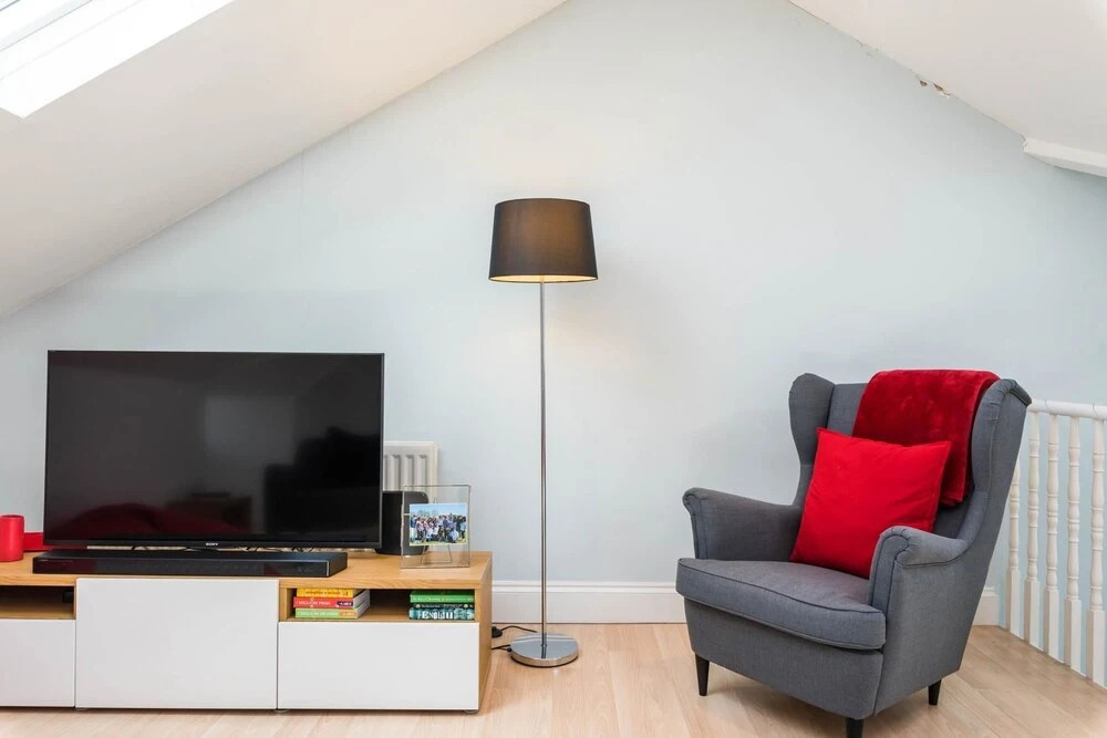 Luxury Modern 1 Bed Loft Conversion Clapham South