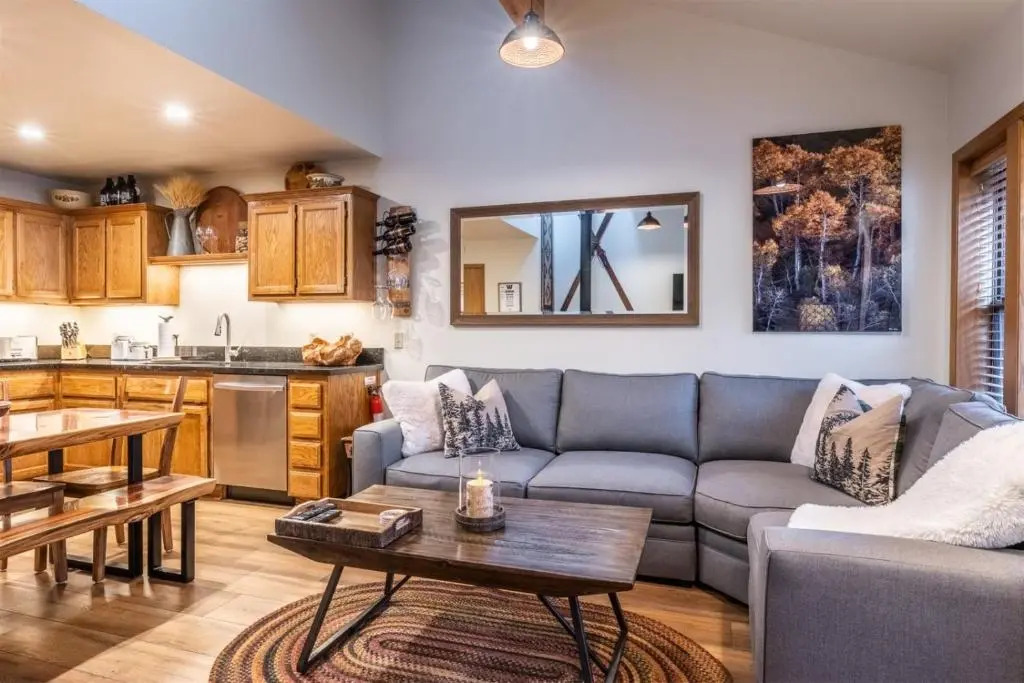 Aspen Meadows 10