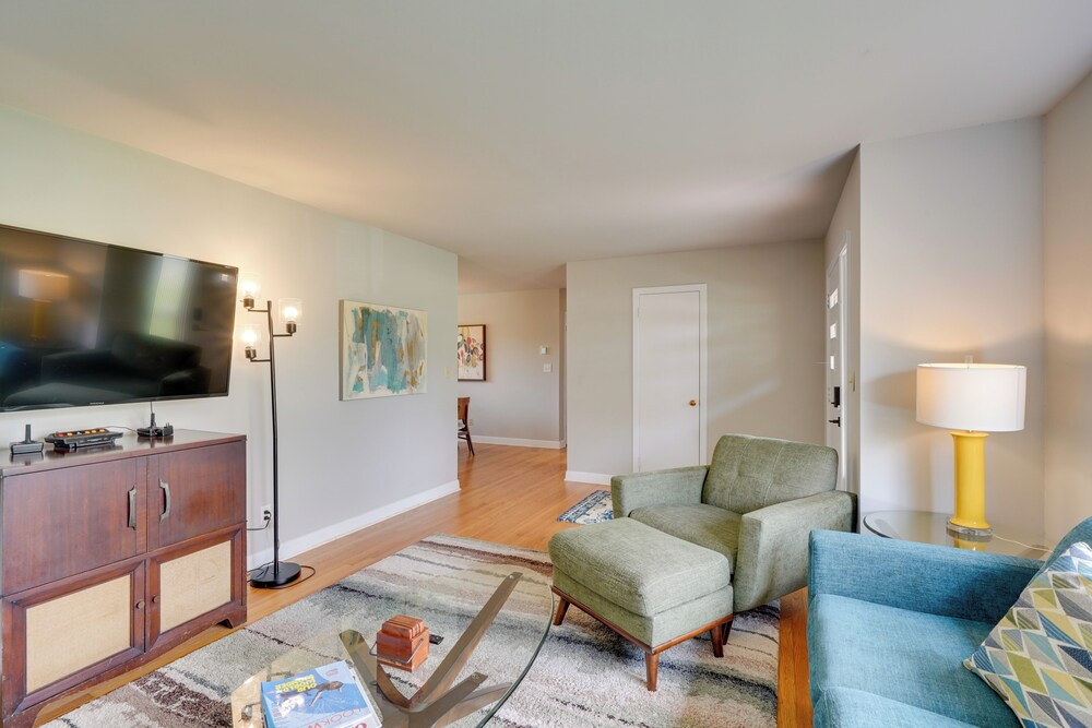 Deck & Patio! Walkable Downtown Cary Home