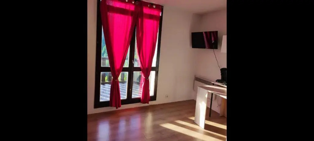 Jolies Appartement 6 couchages a praloup 1600 avec balcons