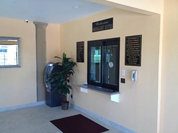 Moonlight Suites - Houston/George Bush Intl Airport