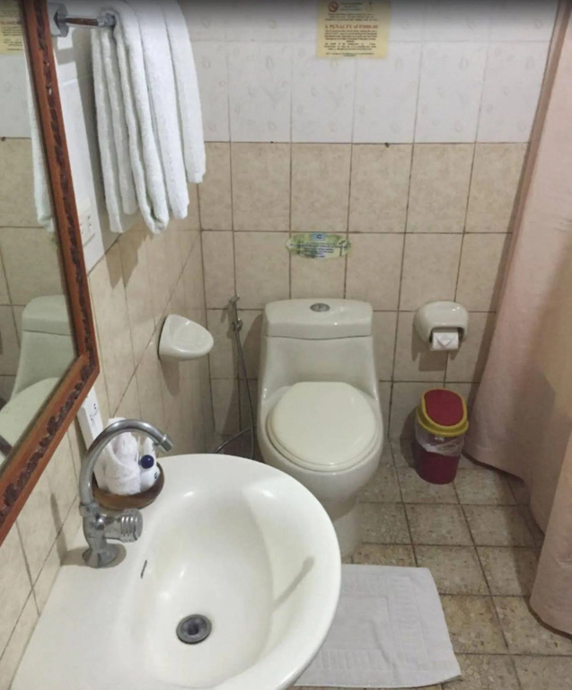 Crown Royale Hotel