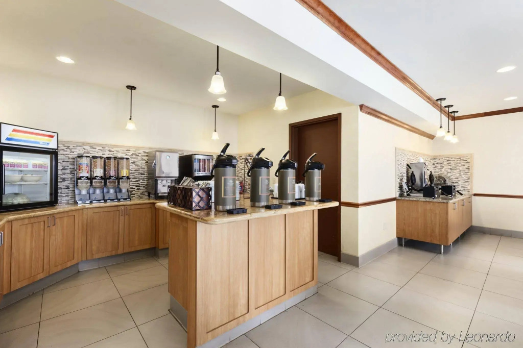 Country Inn & Suites by Radisson, Eagan, MN