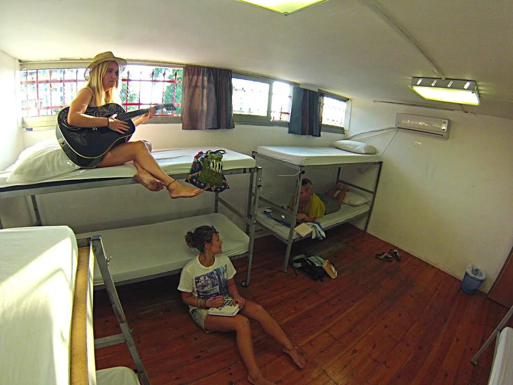 Overstay TLV Hostel